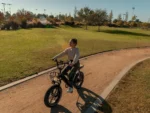 Escape Pro : Long Range Moped-Style E-Bike ST Riding