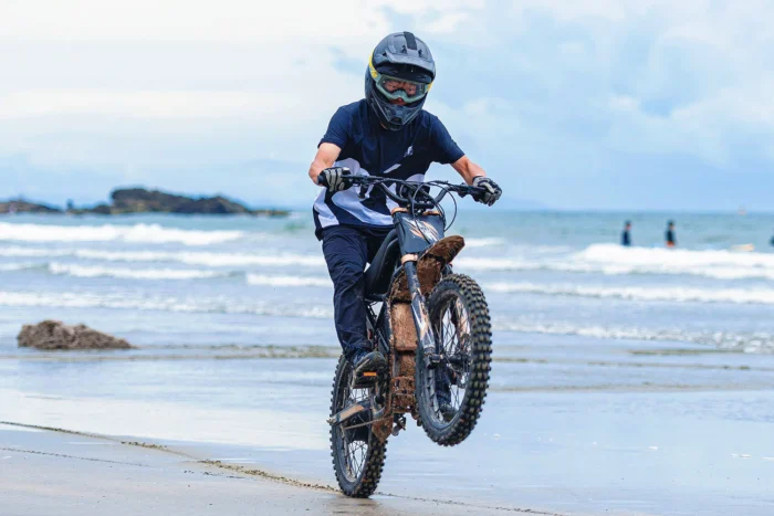 GT73 Pro Electric Motorbike - Riding